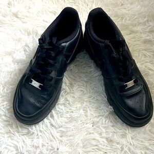 Air Force one’s (low)